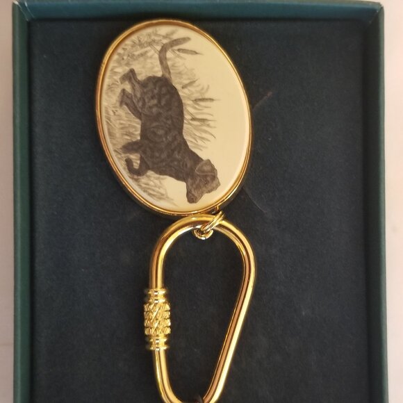 Beautiful vintage Barlow scrimshaw Labrador Retriever keychain - Picture 6 of 8